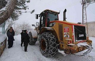 Hacılar’da yoğun kar mesaisi sürüyor