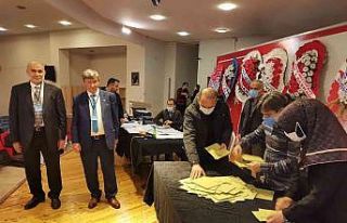 Halıcılar Odası’nda Başkan Efilti güven tazeledi
