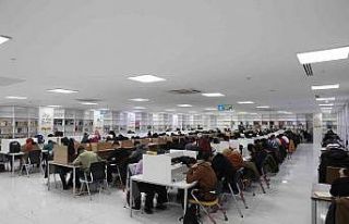 Haliliye Belediyesi kütüphanesi gençlerin ilk tercihi...
