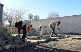 Haliliye’nin 2 mahallesinde yol yapım çalışması...