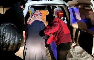 Hamile kadın 6 saatte hastaneye ulaştırıldı