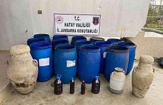 Hatay’da bin 127 litre sahte içki ele geçirildi