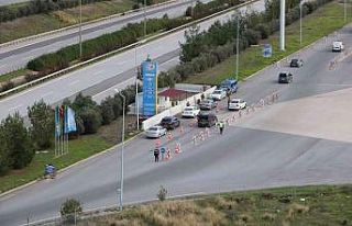 Hatay’da helikopterli trafik denetimi