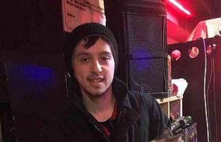 Havalandırmayı keserek kediyi kurtardılar