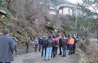 Heyelan anı kameralara yansımıştı, 4 köyün...