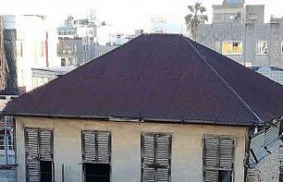 Hidayetoğlu Konağı yıkılma tehlikesinde