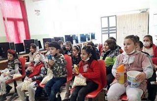Hisarcık Atatürk İlkokulunda “Film Günü”...