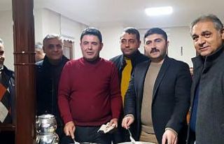 İlçe protokolü bir araya geldi, tel helva açtı