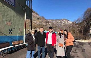 İletişim Fakültesi öğrencilerinden köy okuluna...