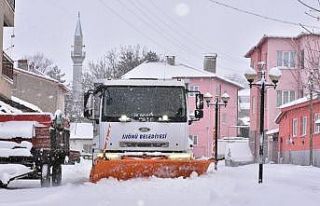 İnönü Belediyesi’nin karla mücadelesi sürüyor