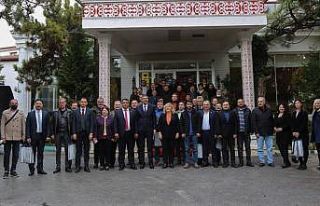 "İnsan hayatındaki en değerli şey ahlak"