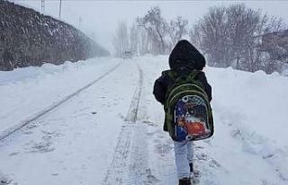 Isparta’nın Yalvaç ilçesinde okullara kar engeli