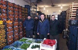 İstanbul’da etkili olan kar hal esnafını olumsuz...