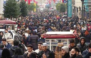 İstanbul’da kar esaretinin ardından vatandaşlar...