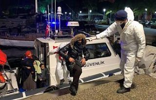 İzmir açıklarında 66 düzensiz göçmen kurtarıldı