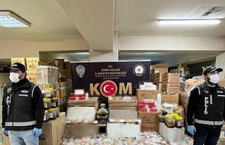 İzmir’de 13 ayrı kaçakçılık operasyonunda...