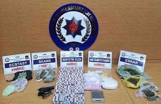 İzmir’de bir ayda 2 bin 360 uyuşturucu operasyonu:...