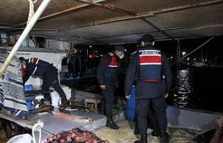 İzmir’de dev uyuşturucu operasyonu: 11 ilçede...