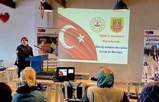 Jandarma, Çeşme’de kadınları şiddete karşı...
