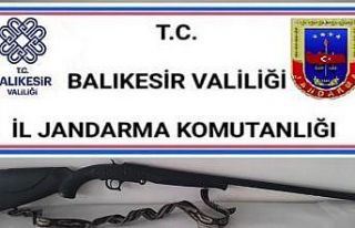 Jandarma güvenlik kontrollerinde aranan 29 kişiyi...