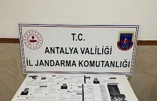 Jandarmadan, nüfus ticareti yapan dolandırıcılara...