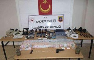 Jandarmanın yakaladığı 3 bin 543 şüpheliden...