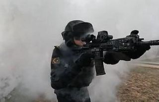JÖAK emrindeki görevli personeller eğitim atışlarına...