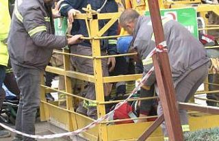 Kadıköy’de 25 metreden metro inşaatına düşen...