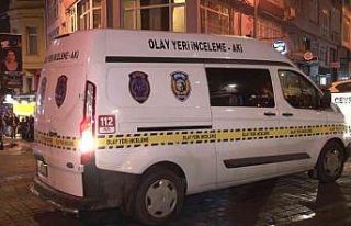 Kadıköy’de rehine krizi: Kocasını bıçakladı...
