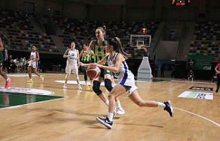 Kadınlar Basketbol Süper Ligi: UMF Yapı İzmit...