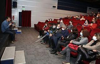 Kadınların hak mücadelesini anlatan filme yoğun...
