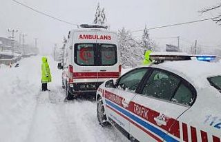 Kahramanmaraş’ta hastalanan vatandaşa ve yolda...