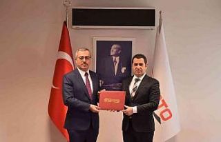 Kahramanmaraş’ta her mahalleye halı saha ve pota