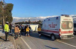 Kahramanmaraş’ta otomobil ile işçi servisi çarpıştı:...