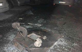 Kalorifer kazanı patladı, araç ve iş yerleri hasar...