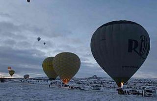 Kar, Kapadokya’ya çok yakıştı