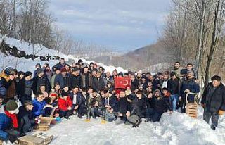 Kar yağışı eğlenceye dönüştü