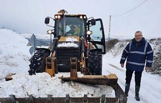 Karacabey Belediyesi’nden hummalı kar mesaisi