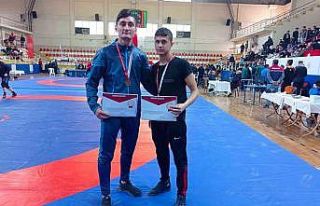 Karamanlı güreşçiler Türkiye finallerinde