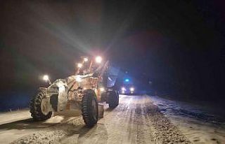 Karla mücadelede zorlu mesai devam ediyor