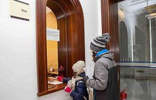 Karneler tiyatro biletine dönüştü