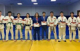 Karslı judocular Ordu’da madalya için ter dökecek