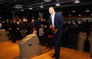 Kartal’da Bowling Turnuvasının galibi Zabıta...