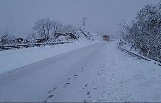 Kastamonu’nun sahil bölgesinde kar kalınlığı...