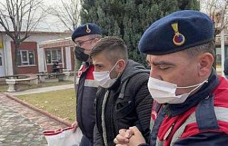 Katil zanlısı mahkemeye getirilirken gözyaşlarına...