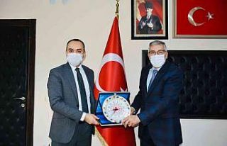 Kaymakam Pelvan’dan Başkan Bozkurt’a ziyaret