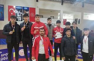 Kayserili pehlivanlar Türkiye Şampiyonası’nda