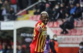 Kayserisporlu Thiam’ın takımı çeyrek finale...