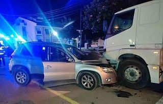 Kaza yaptı, kaskosu olmadığı için ağladı