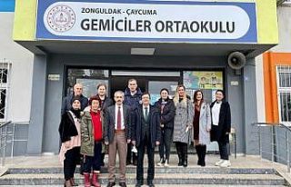 Kent Konseyi toplanan kitapları öğrencilerle buluşturmaya...
